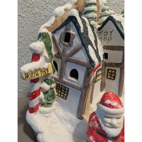Vintage Lighted Santa North Pole Village House Ceramic Christmas Decoration 7" - Picture 5 of 11